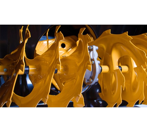 Снегоуборщик бензиновый Champion STT1170E