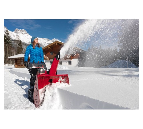 Снегоуборщик бензиновый HONDA HSS 760A ETD