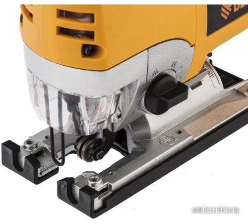 Электролобзик Denzel JS-110