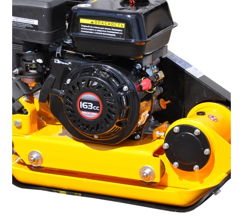Виброплита Skiper С-60 Honda GX160 (колеса, мат)