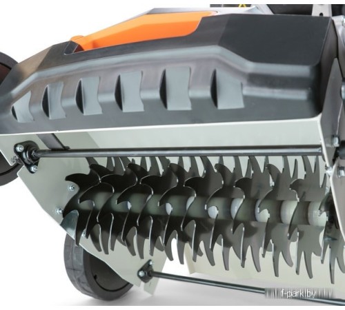 Скарификатор-аэратор бензиновый  DeWORKS A 4000