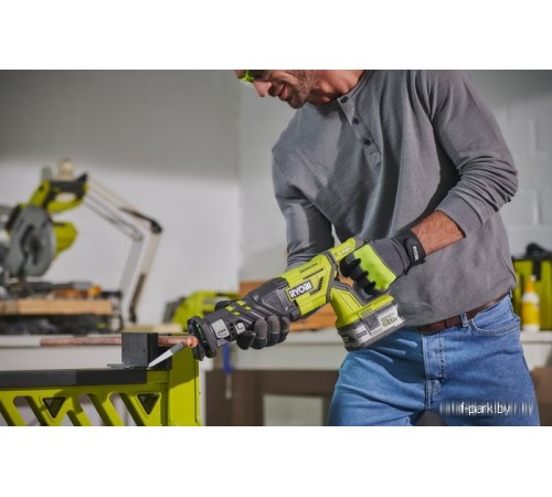 Сабельная пила Ryobi R18RS7-0 (без АКБ)