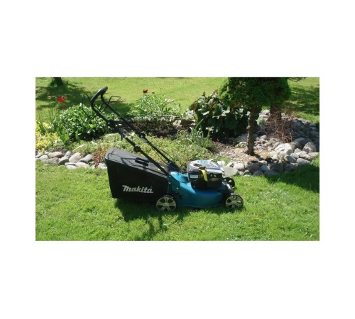 Колёсная газонокосилка Makita PLM4622