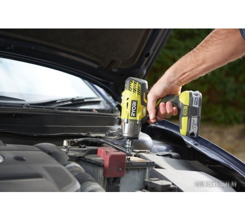 Ударный гайковерт Ryobi R18IW3-120S 5133003574 (с 1-им АКБ)