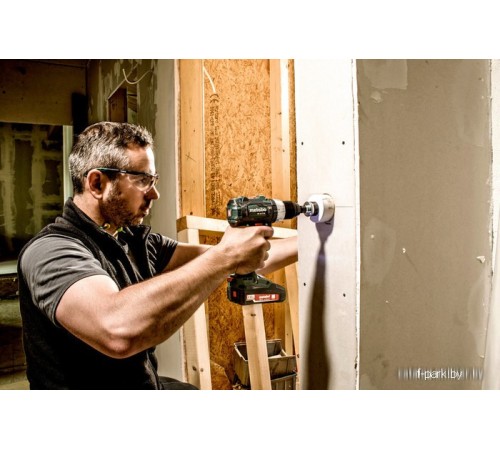 Дрель-шуруповерт Metabo BS 18 LT BL (2 А*ч)