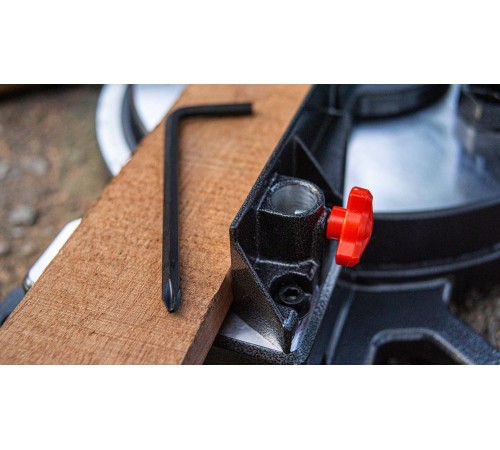 Торцовочная пила Total TMS2001 (без АКБ)