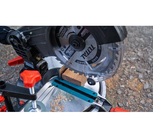 Торцовочная пила Total TMS2001 (без АКБ)