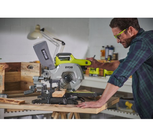 Торцовочная пила Ryobi R18MS216-0 (без АКБ)