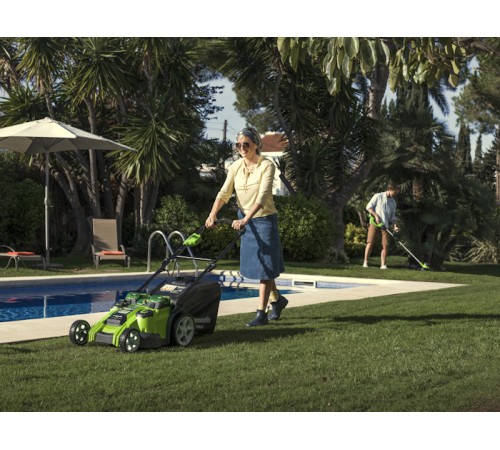 Колёсная газонокосилка Greenworks G40LM49DB (без АКБ)