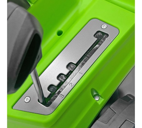 Скарификатор-аэратор аккумуляторный Greenworks GD40SC38II 2517607 (без АКБ)