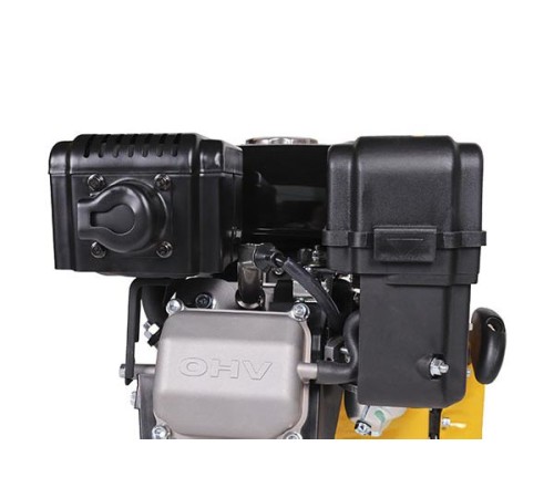 Двигатель бензиновый  Champion G250HK (вал под шпонку 25,4 мм) 8 л.с.