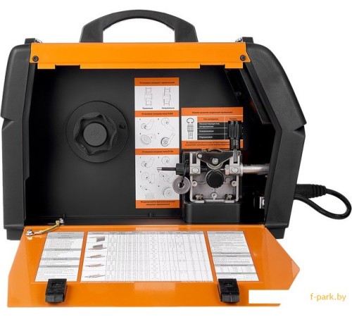 Сварочный инвертор Сварог REAL Smart MIG 200 (N2A5)