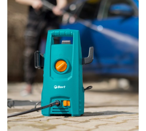 Мойка высокого давления Bort BHR-1600