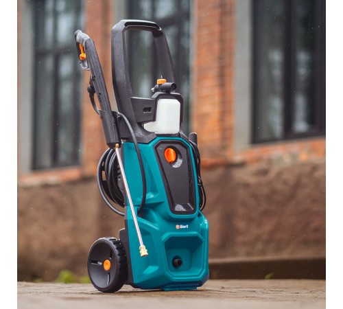 Мойка высокого давления Bort BHR-2700-R