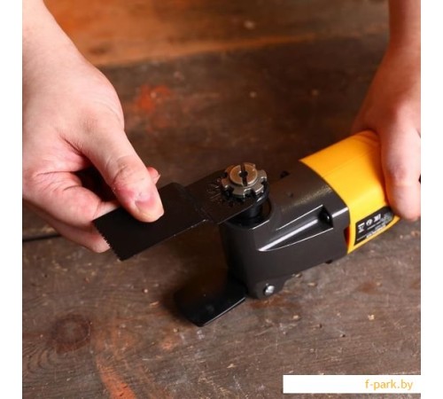 Реноватор Deko DKOT20 063-2052 (с 1-им АКБ)