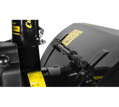 Снегоуборщик бензиновый Champion STT1171E