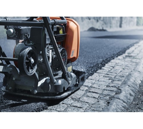 Виброплита Husqvarna  LF80LAT