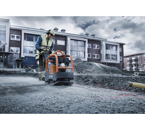 Виброплита Husqvarna LG300