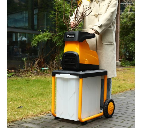 Садовый измельчитель Deko DKSH3500