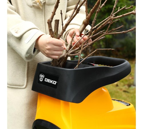 Садовый измельчитель Deko DKSH3500