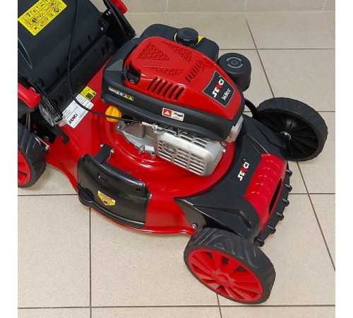 Газонокосилка бензиновая Senci LMA18S57