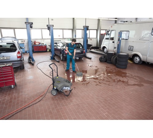 Мойка высокого давления Karcher HD 9/20-4 Classic 1.367-308.0