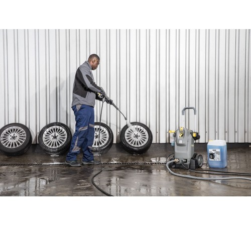 Мойка высокого давления Karcher HD 7/17 M