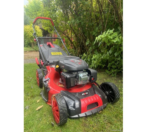 Газонокосилка бензиновая Senci LMA22S04