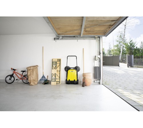 Подметальная машина Karcher  ручная S 4 Twin
