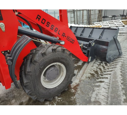 Фронтальный погрузчик Rossel R-1600