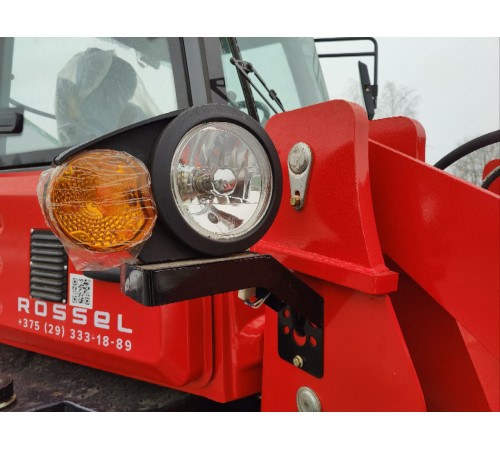 Фронтальный погрузчик Rossel R-1600