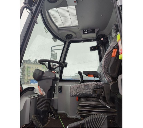 Фронтальный погрузчик Rossel R-2000