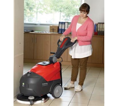 Поломоечная машина IPC Portotecnica LAVAMATIC 30 B 45 ECO (АКБ и ЗУ)