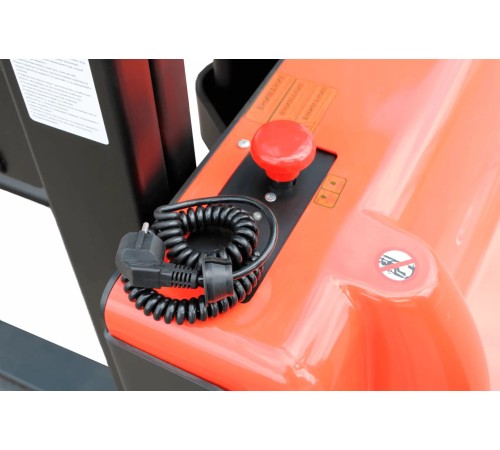 Штабелер самоходный Shtapler QDD-1530 (FS)