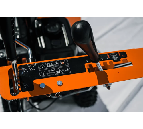 Снегоуборщик бензиновый VILLARTEC WB 5561