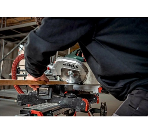 Торцовочная пила  Metabo KGS 254 M