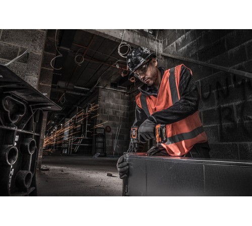 Дрель-шуруповерт аккумуляторная AEG BS18SBL-202C (2АКБ и ЗУ)