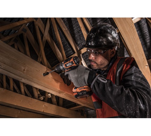 Дрель-шуруповерт аккумуляторная AEG BS18SBL-202C (2АКБ и ЗУ)