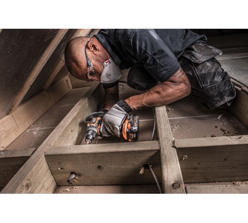 Дрель-шуруповерт аккумуляторная AEG BS18SBL-202C (2АКБ и ЗУ)