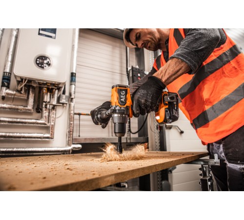 Дрель-шуруповерт аккумуляторная AEG BSB18BL2-602K (АКБ и ЗУ)