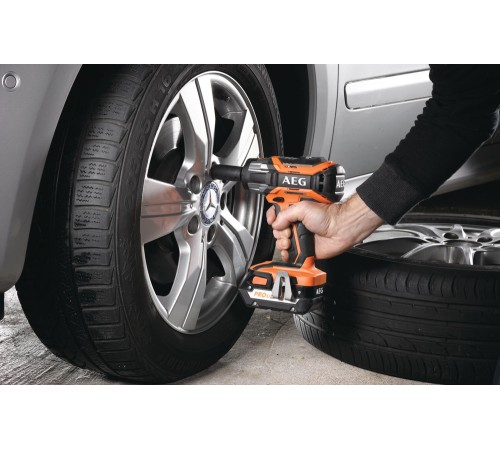 Гайковерт аккумуляторный AEG Powertools BSS18C12ZBLLI-402C (АКБ и ЗУ)