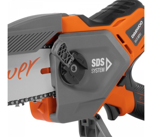 Пила аккумуляторная Daewoo Power DACS 821Li SET (АКБ и ЗУ)