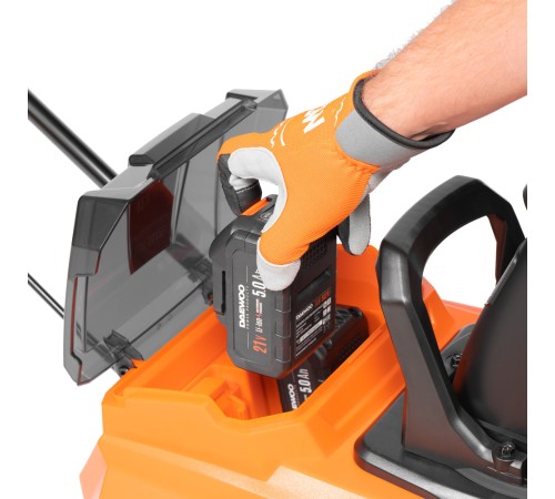 Снегоуборщик аккумуляторный Daewoo Power DAST 5542Li (Без АКБ и ЗУ)