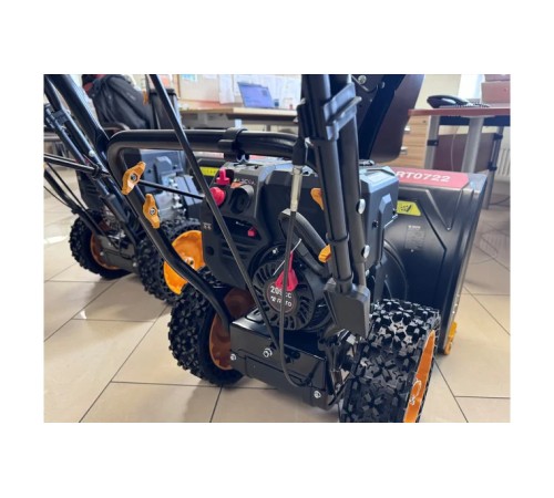 Снегоуборщик бензиновый Rato RT0722