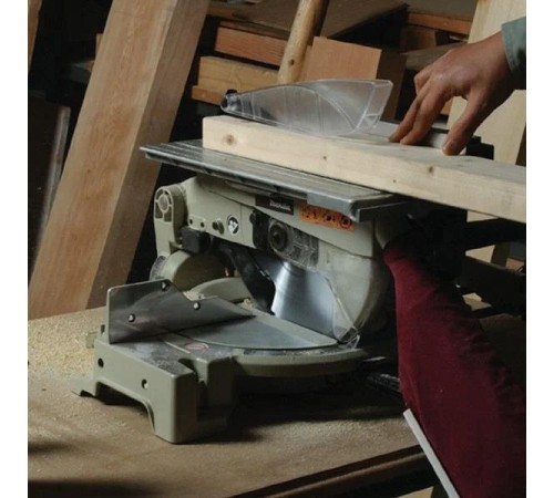 Торцовочная пила Makita LH 1040