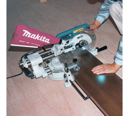 Торцовочная пила Makita LS 0714 N