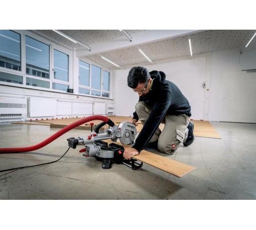 Торцовочная пила  Metabo KGS 216 M