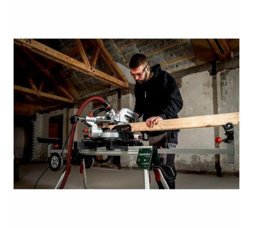 Торцовочная пила  Metabo KGS 216 M