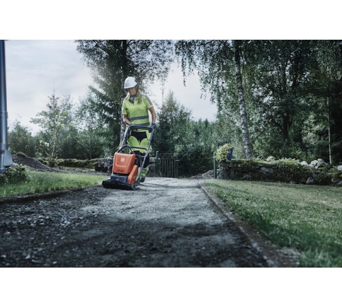 Виброплита Husqvarna LF80L