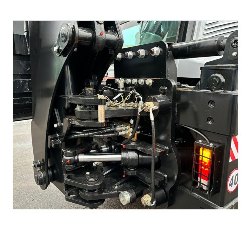 Экскаватор-погрузчик Everun ERB-100